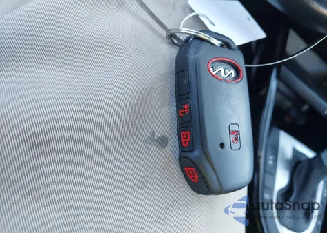 2023 Kia Forte Gt-Line z USA, uszkodzony, nr VIN 3KPF54AD9PE638771